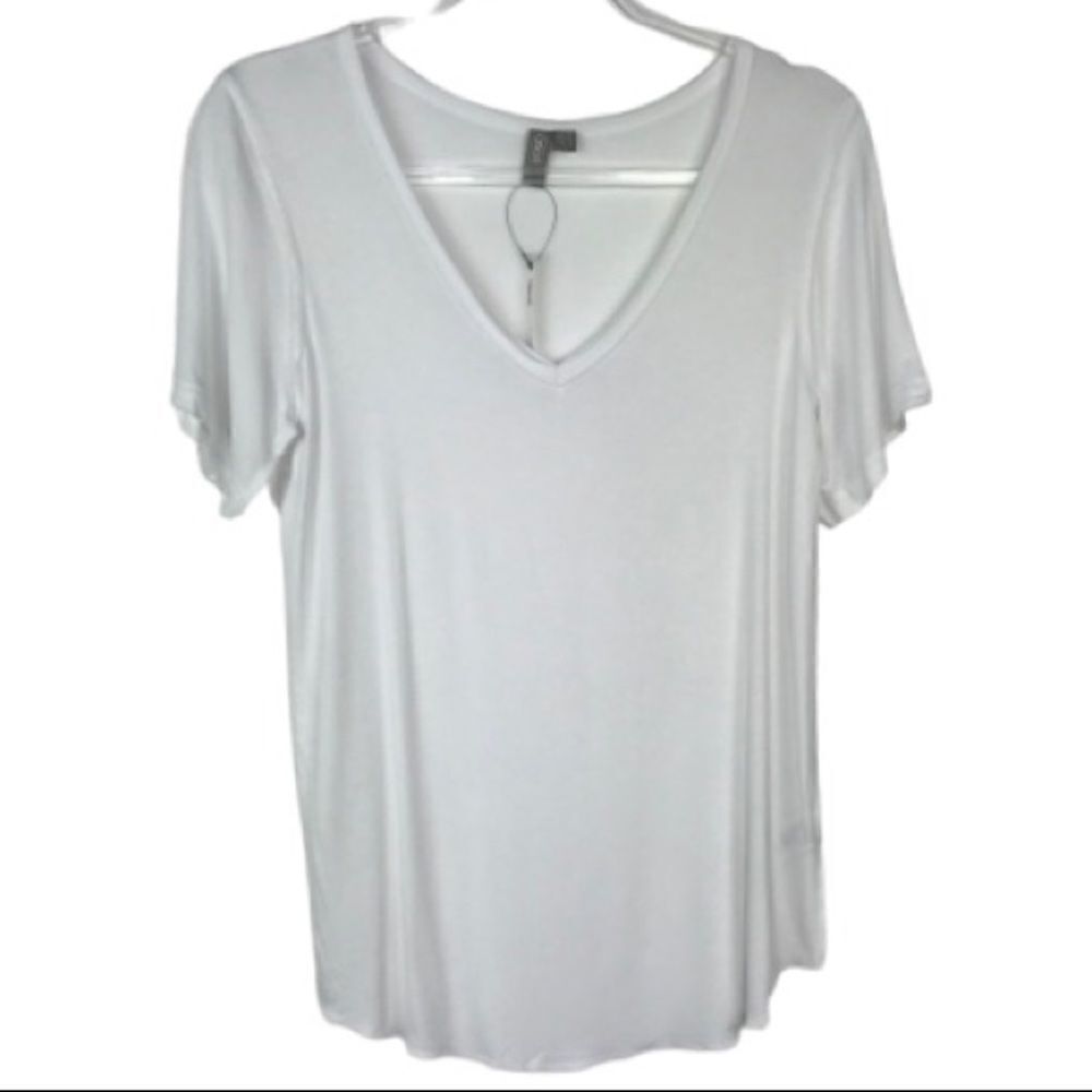 ASOS Maternity White V-neck Short Sleeve T-Shirt 4 NWT